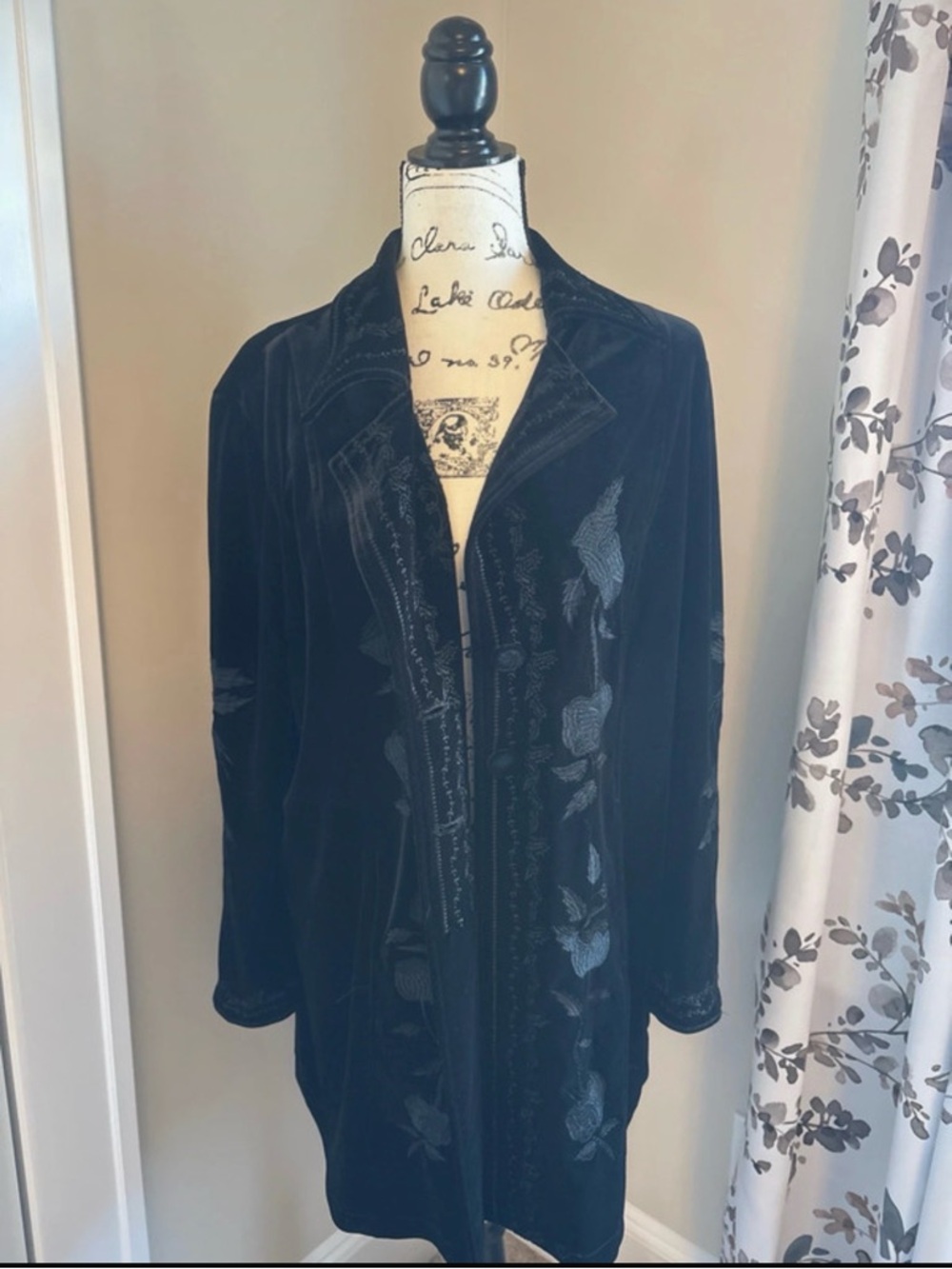 Chico's Black Velvet Travelers Collection duster